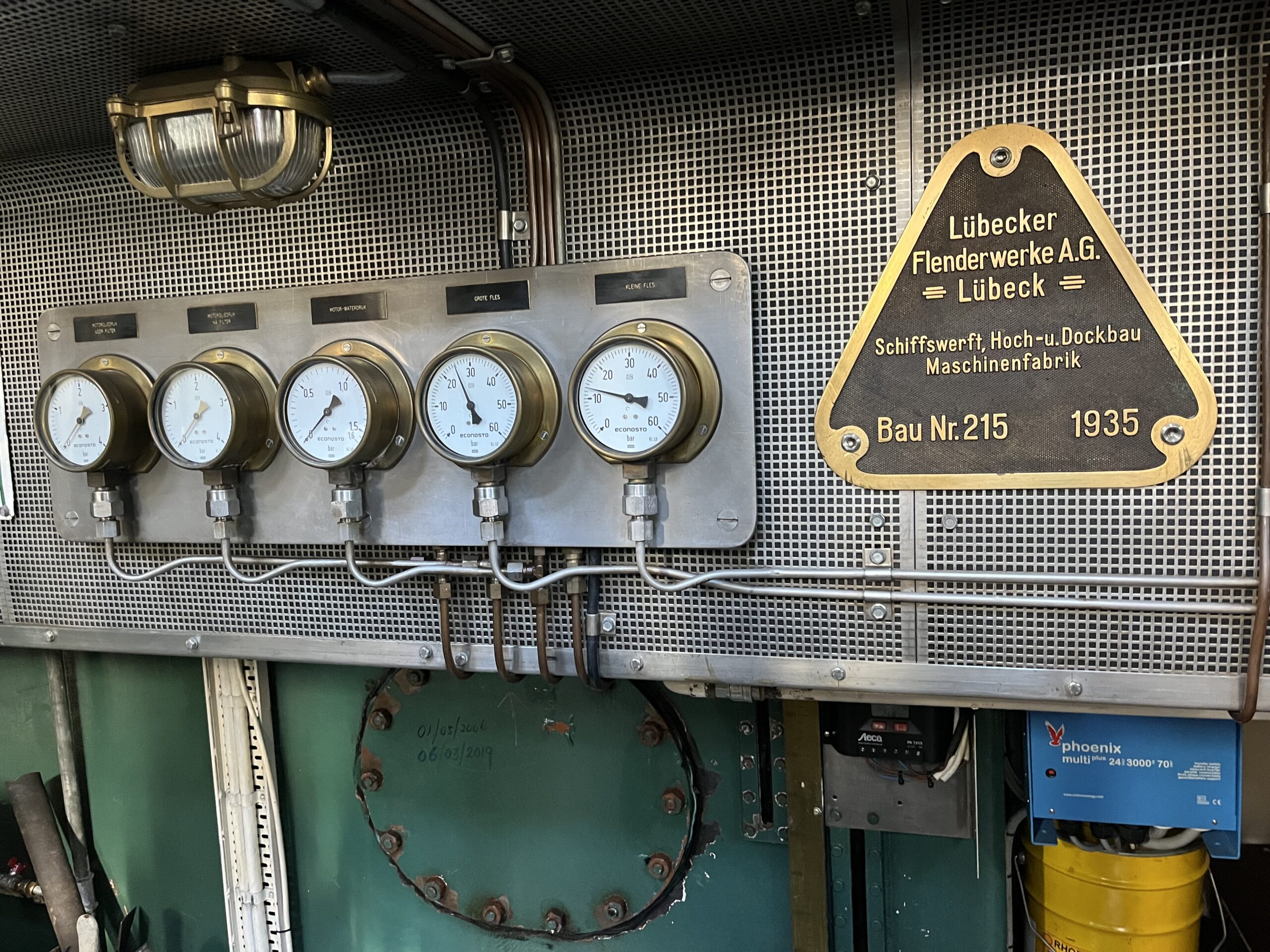 Stichting in oprichting te behoud voormalig douanevaartuig de “Stormvogel”